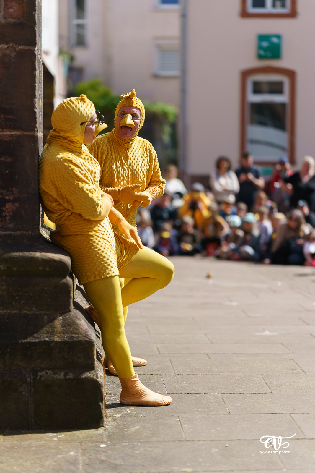 UN POUR TOUS TOUS POUSSIN ! - LES ARTS PITRES